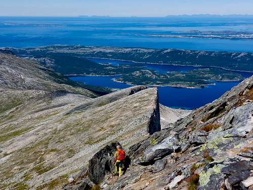 Pano from Per Karlsatind with Lofoten on the horizon