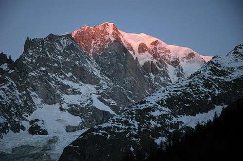 .Mont Blanc range south side 03/2005