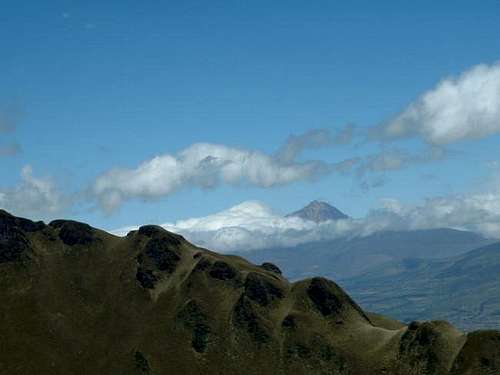 View of Illiniza norte as...