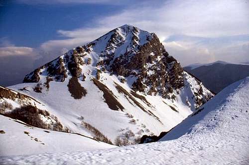 Monte Porrara (2137 m) seen...