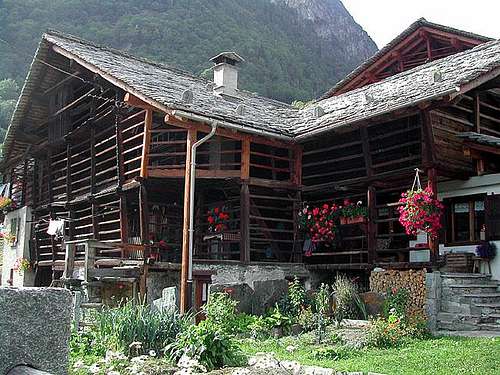 Walser architecture in Val Sesia