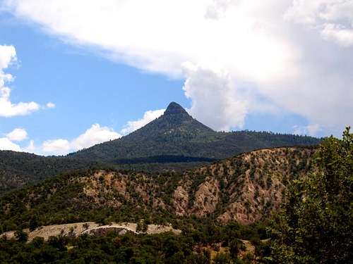 Cerro Pedernal from the West....
