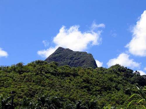 Mount Olomana looks imposing...