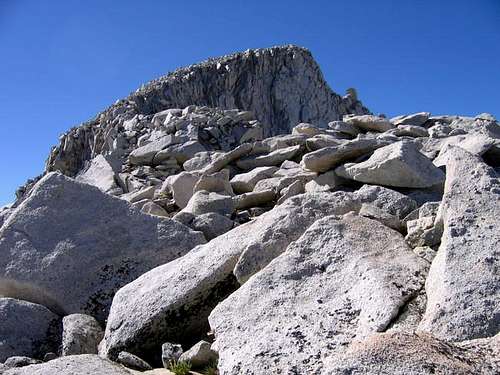 Looking up at summit of Abbot...