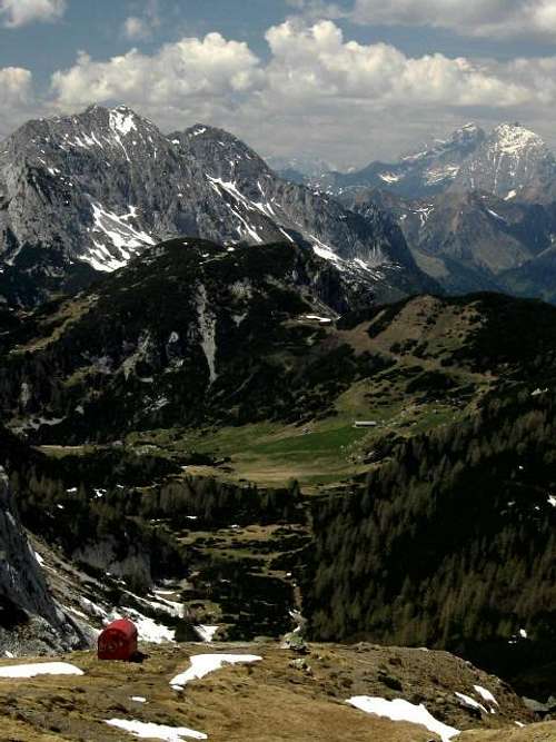 Bivouac Lomasti and Monte...