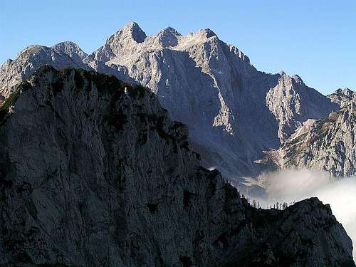 On Skrbina (notch), 1800m....