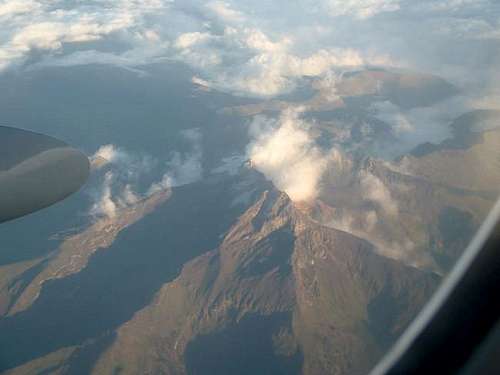 Aerial picture of Carihuairazo.