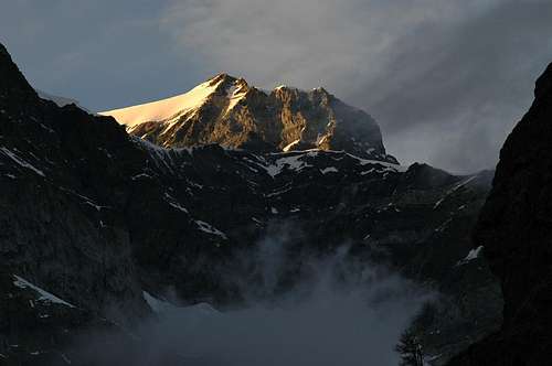 Strahlhorn at sunset. 11/2005