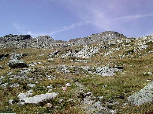 The ridge at the head of Comba di Vertosan
