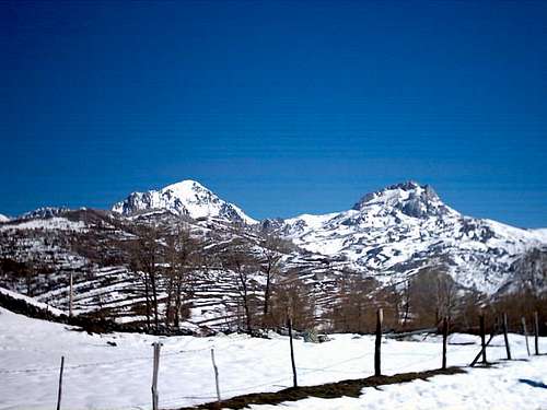 Ubiñas peaks from Pinos