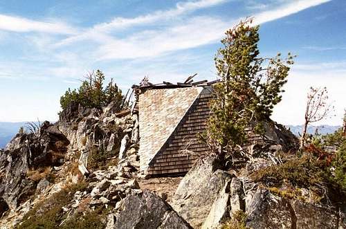 The old lookout on the summit...