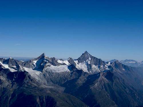 Zinalrothorn(left) and...