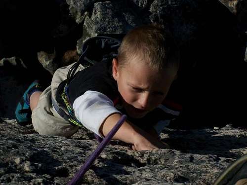 Oliver Steel(8) bouldering on...