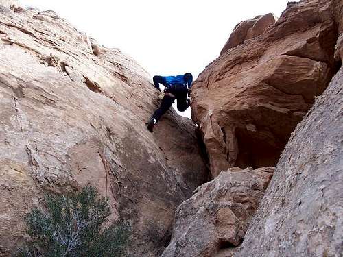 SP member Day Hiker climbing...