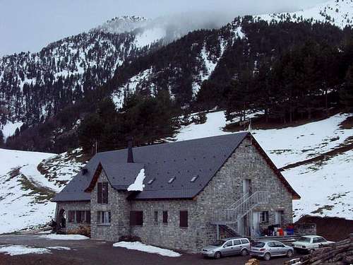 Mountain Hut of Lizara. Dec...
