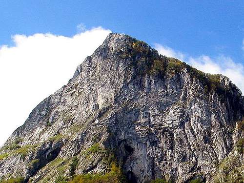  Volusnica (1879 m) from...