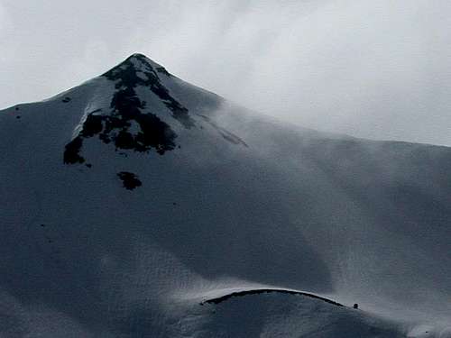  Popadija (2057 m) peak, zoom...