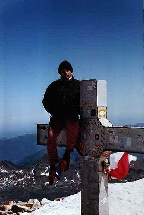 The famous cross of the summit.