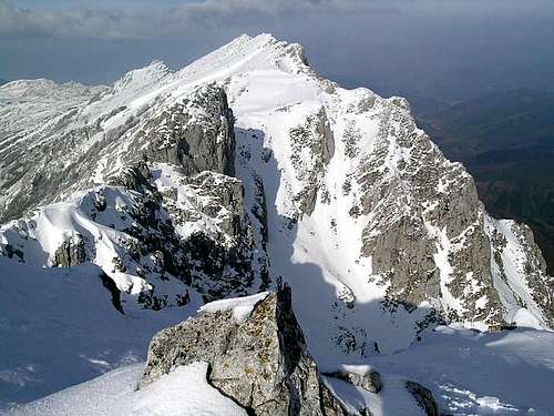 Aizkorri ~ Summits Ridge Traverse