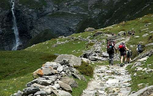 Trail to Vanoise pass. 06/2005
