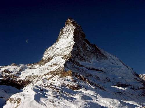 Matterhorn and moon 22-01-2206