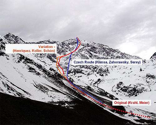 The routes through Cerro San...