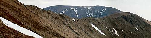Staroplaninsko Konche & Vezhen peak (may, 2004)