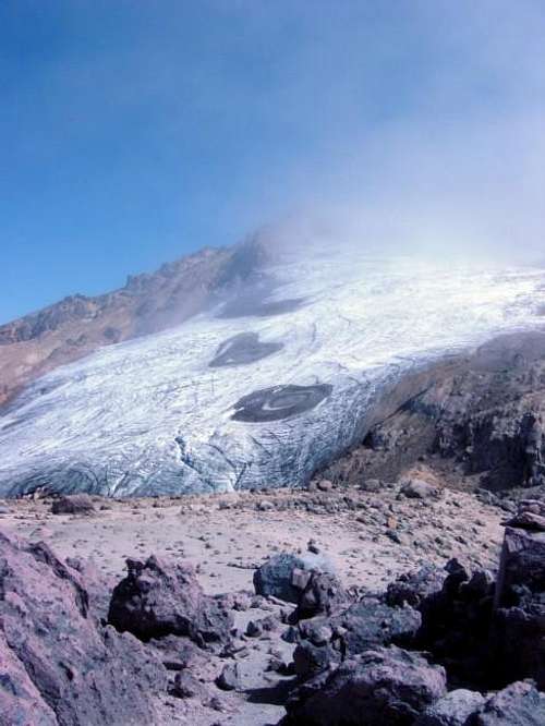 Cayambe, lower glacier