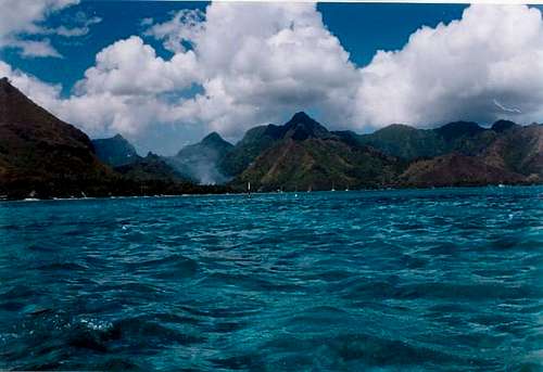 A view of Moorea from Opunohu...