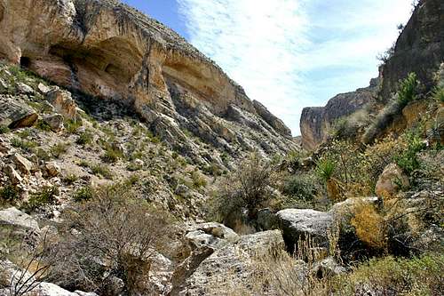 Looming limestone