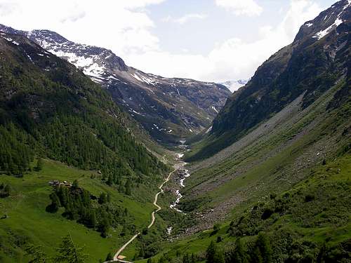 One-week trip around Castles Churches and Shrines: High South Valley (Valgrisa/La Thuile) / D-2