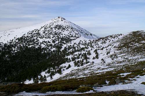 Montón de Trigo from Peña Bercial