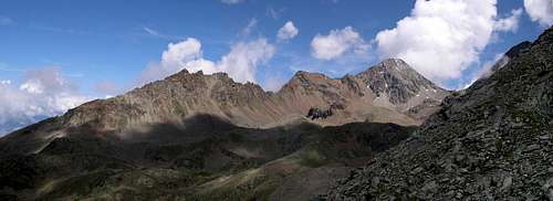 Monte Emilius and the ridge between Vallone di Comboè and Comba di Arbolle