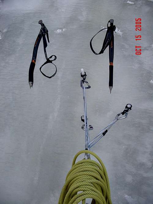 Equalized Ice Belay -- Folly Couloir