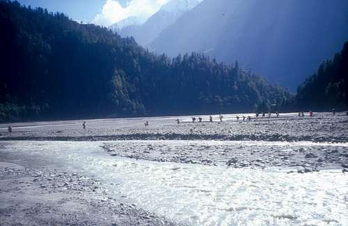 On the Kali Gandaki valley
