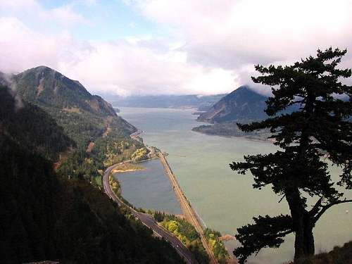 The Starvation Ridge trail at...