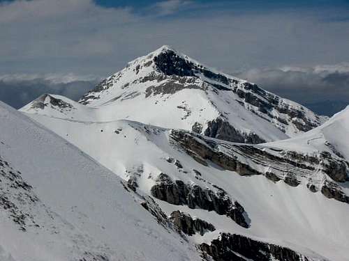 Monte Corvo (2623 m) seen...