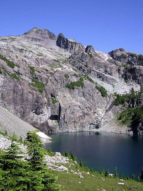 Chikamin Peak, Glacier Lake Route