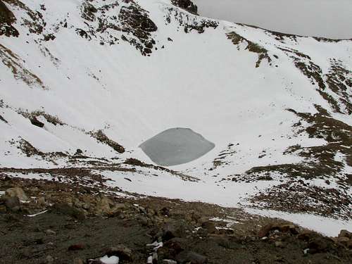 Iztaccihuatl (June 2, 2006), this is the frozen lake at the bottom of the crater