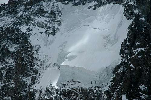 Ailefroide Glacier Suspendu