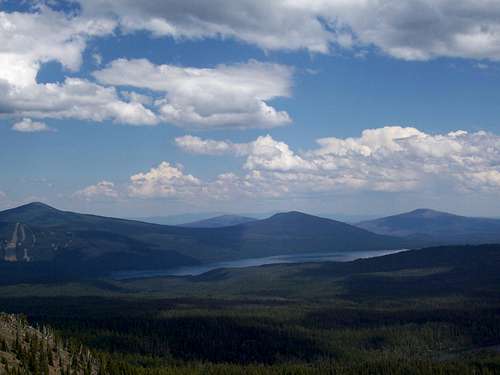 Odell lake from summit of south Mt Yoran