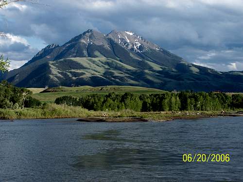Emigrant Peak and The Yellowstone River