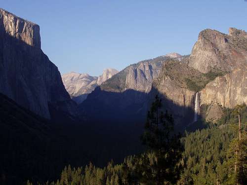 Tunnel View Yosemite NP