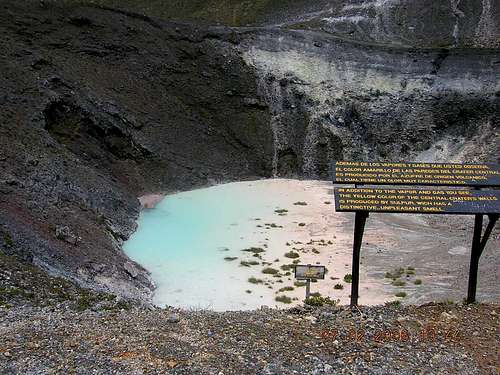 Turrialba's central crater:  July 2, 2006