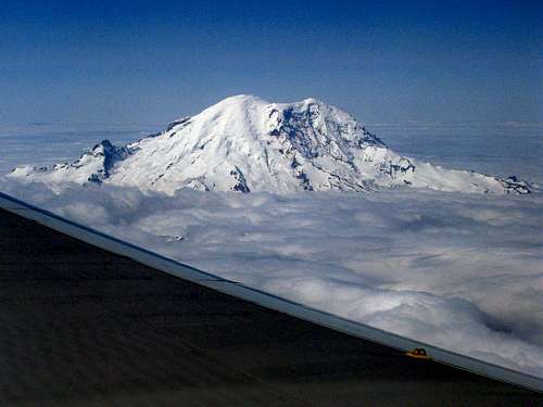Mt Rainier from the Plane