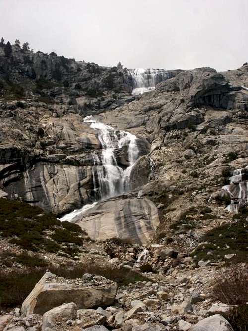 Waterfalls above Lone Pine...