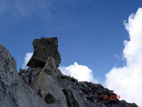 Rock atop SE-ridge