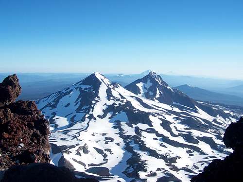 The view from the top of South Sister