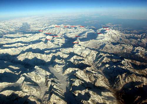 Pennine Alps by air overview (II/II)- labeled