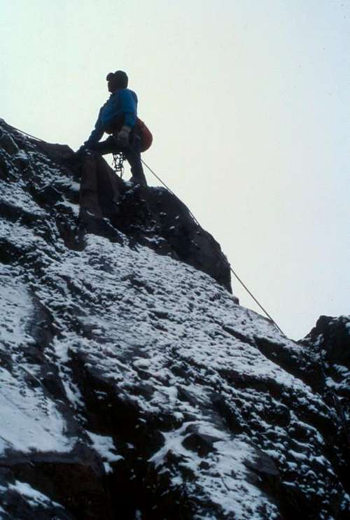 Climbing the SE Ridge of Axexandra